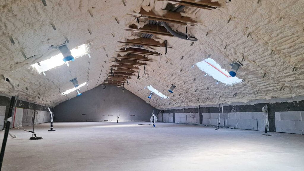 termizer-izolacje ocieplanie pianą pur