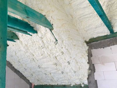 apartamentowiec-rowy-ocieplanie-piana-poliuretanowa apartamentowiec-rowy-ocieplanie-piana-poliuretanowa