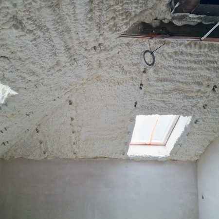 dom jednorodzinny konik ocieplenie dachu piana pur 2 qi3zlqp63f3l235ja4unvn8r84nj7waqfg3ecw7578