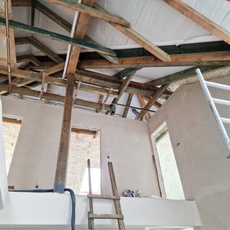 dom jednorodzinny konikowo ocieplenie poddasza piana pur2