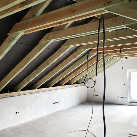 dom jednorodzinny lubiatow ocieplenie dachu piana pur