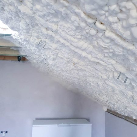 dom jednorodzinny lubiatow ocieplenie poddasza piana pur