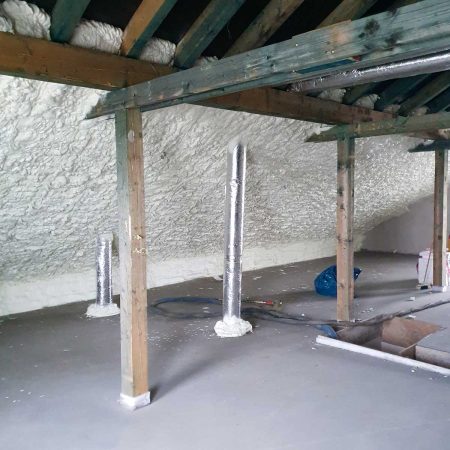 dom manowo izolacja piana pur