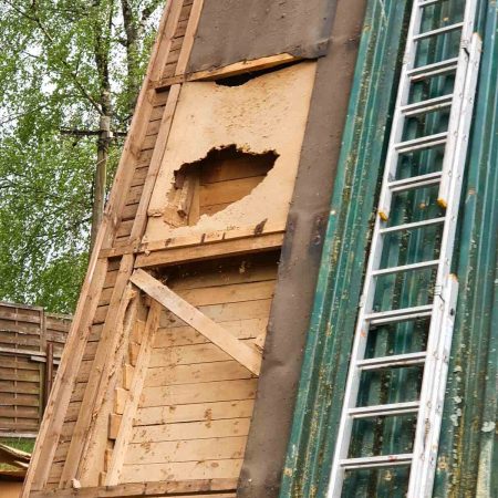 domek porost ocieplenie dachu piana poliuretanowa