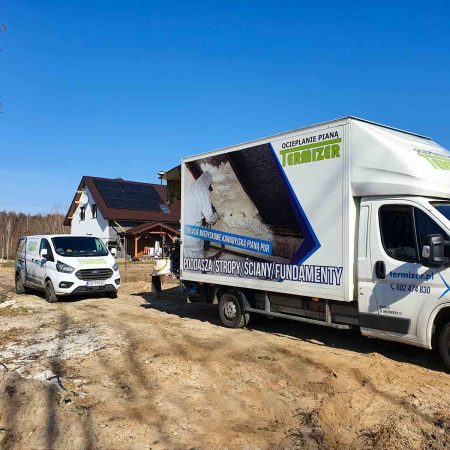 inwestycja koszlian izolacja natryskowa